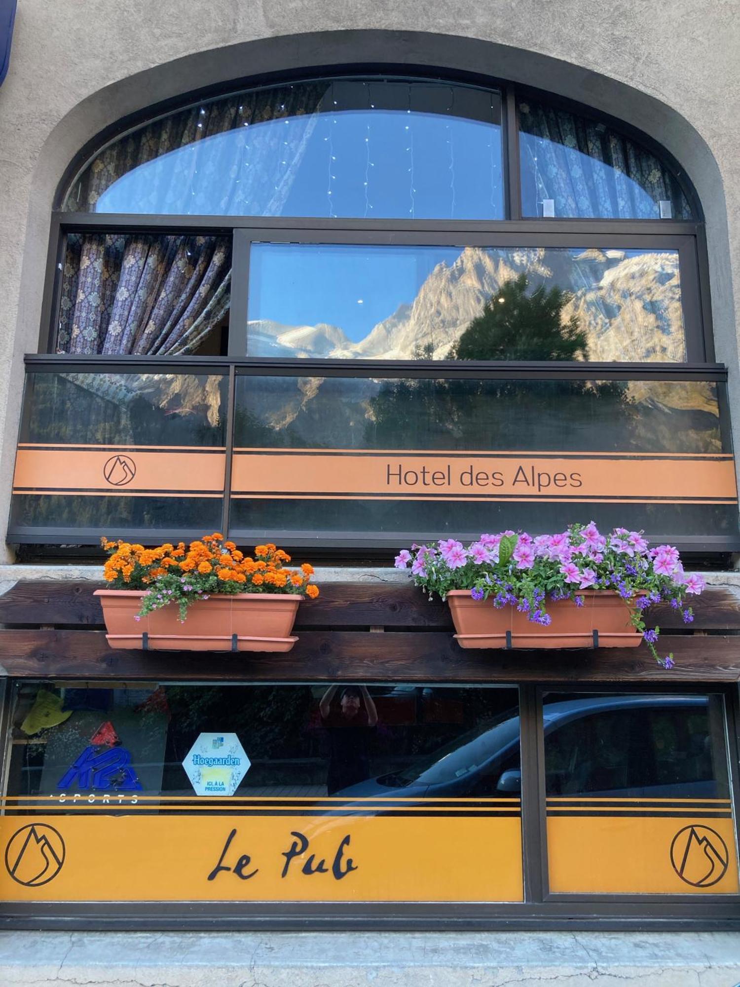 לה גראב Hotel Des Alpes - Skiers & Bikers Lodge מראה חיצוני תמונה