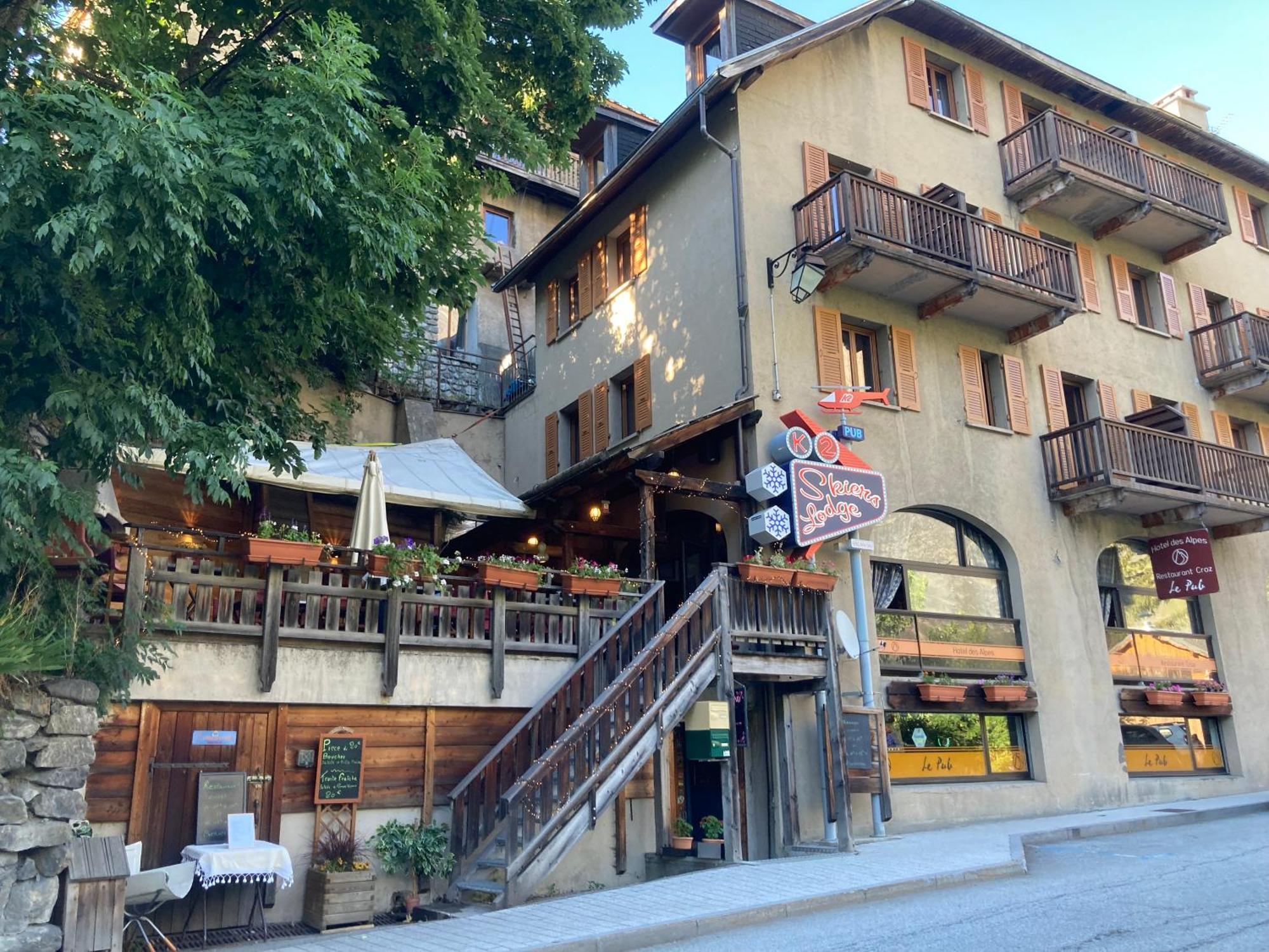 לה גראב Hotel Des Alpes - Skiers & Bikers Lodge מראה חיצוני תמונה